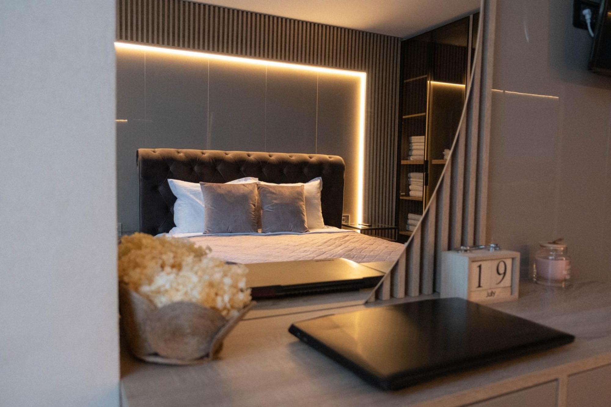Cosy 2 Rooms Apartment In The Center Of The City Bucureşti Exterior foto